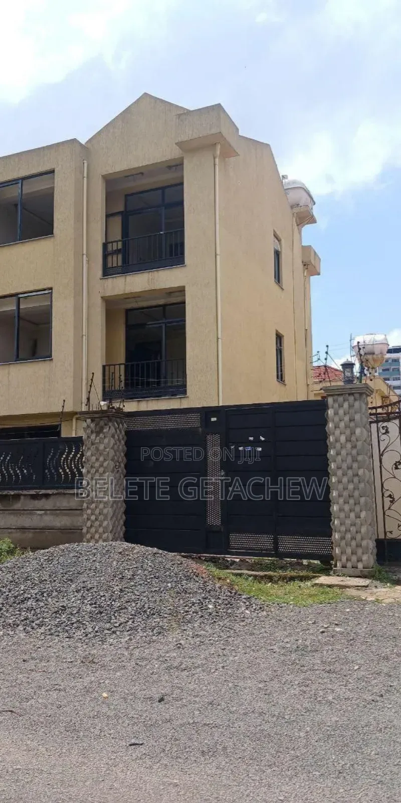 5bdrm House in Ayat , G+2, Bole for sale