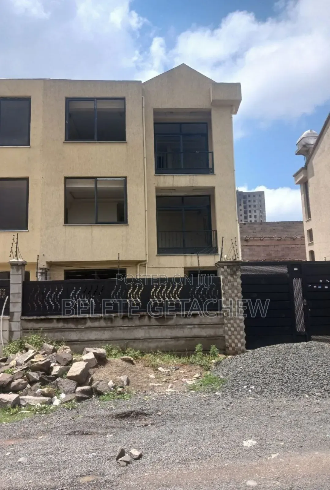 5bdrm House in Ayat , G+2, Bole for sale