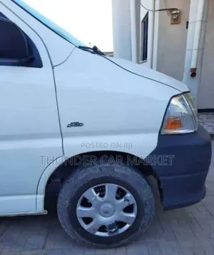 Toyota HiAce 2010 White