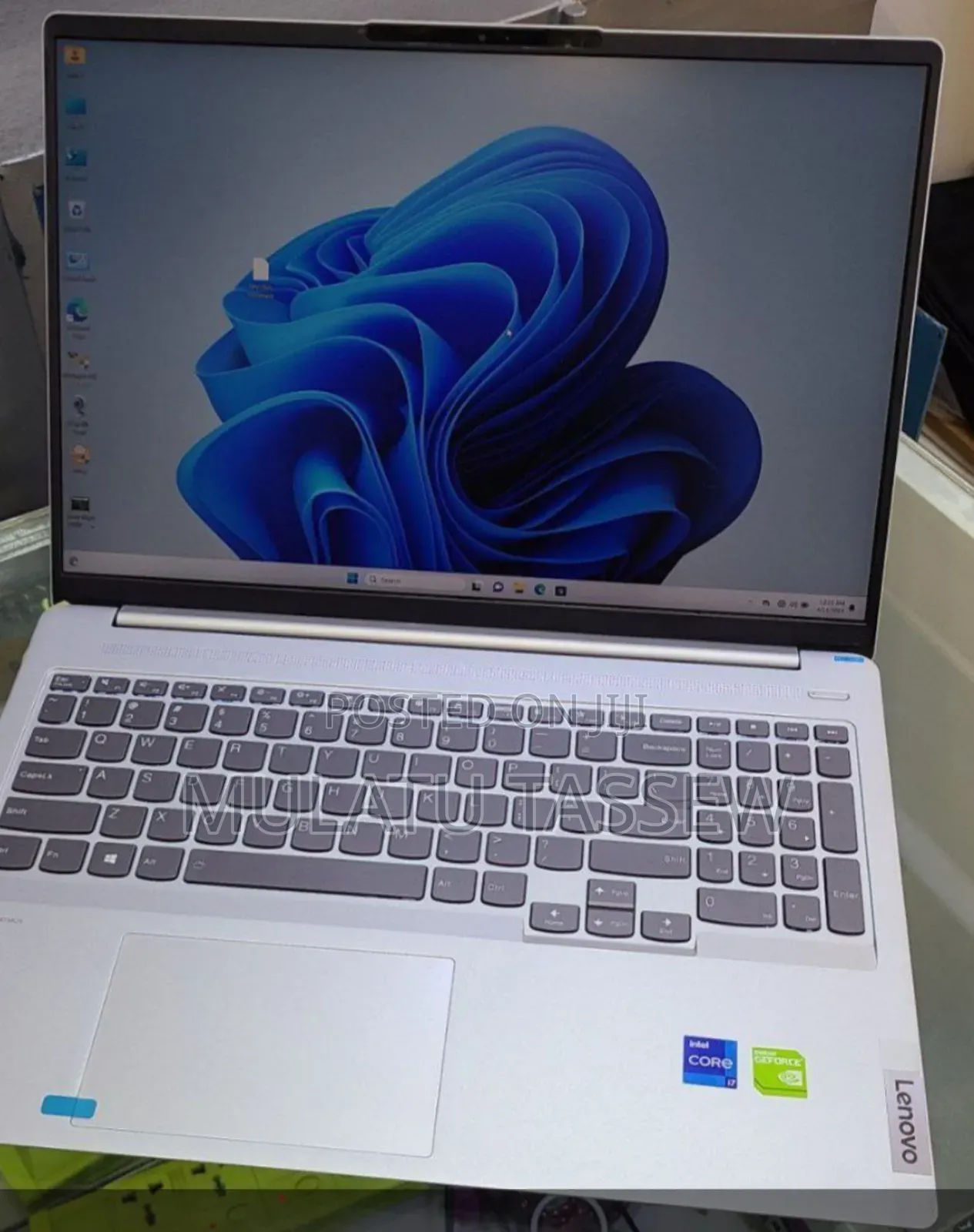 New Laptop Lenovo Ideapad 3 16GB Intel Core I7 SSD 512GB