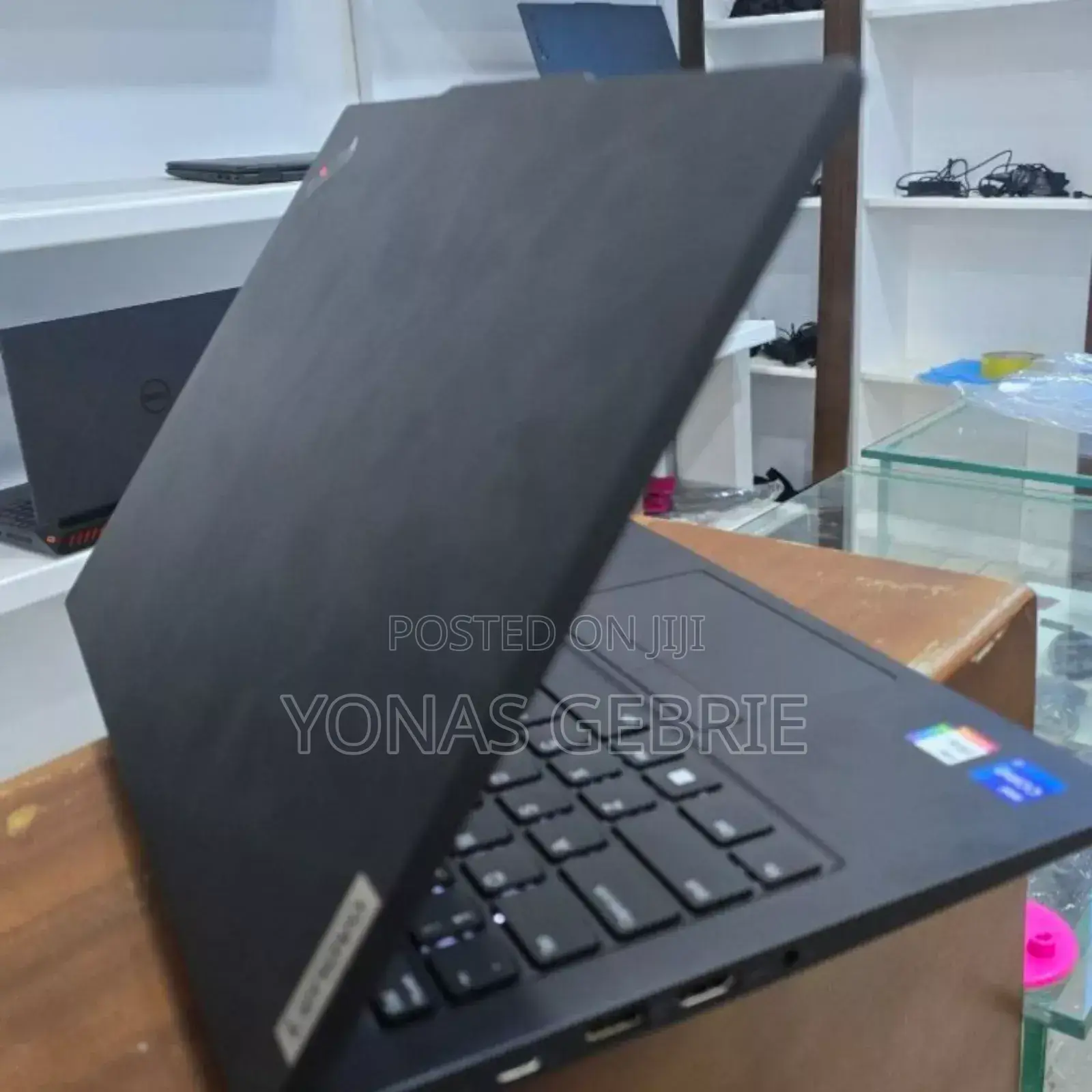 New Laptop Lenovo ThinkPad E14 G5 16GB Intel Core I7 SSD 512GB