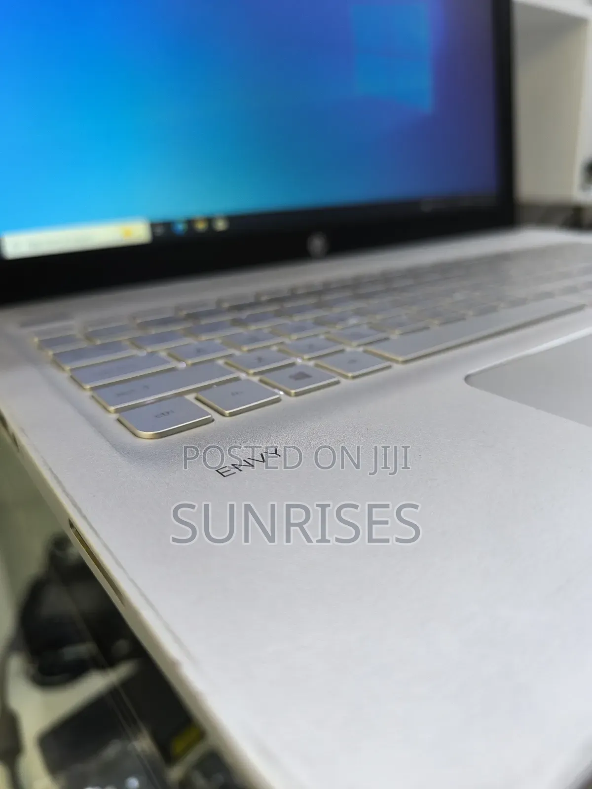 New Laptop HP Envy 15t 8GB Intel Core I5 SSD 512GB