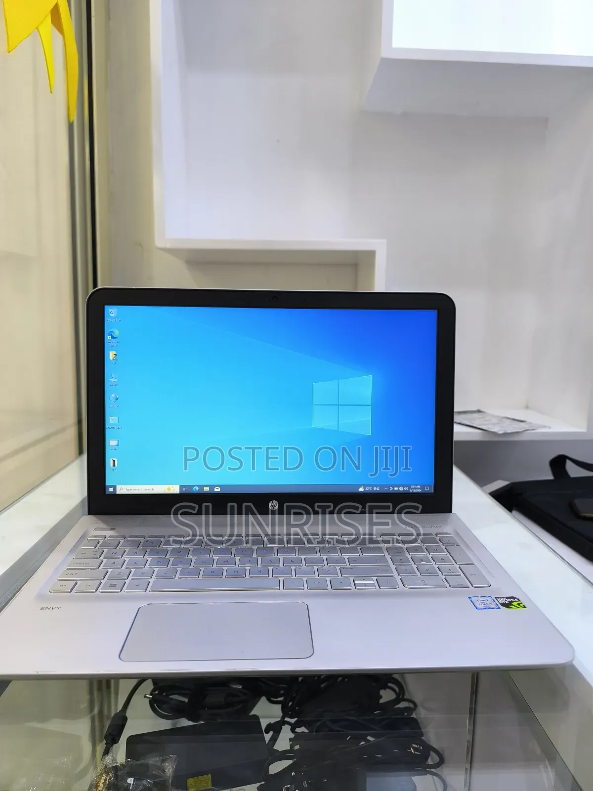 New Laptop HP Envy 15t 8GB Intel Core I5 SSD 512GB