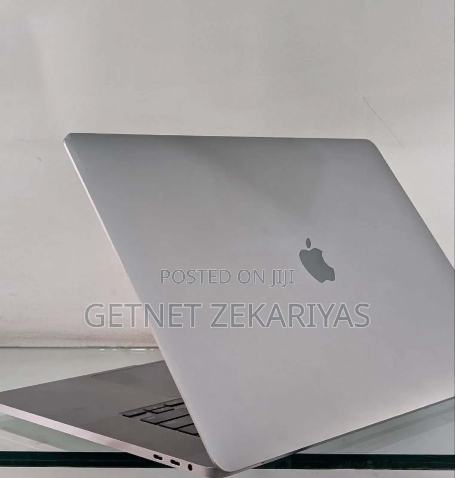 New Laptop Apple MacBook Pro 2019 32GB Intel Core I9 SSD 1T