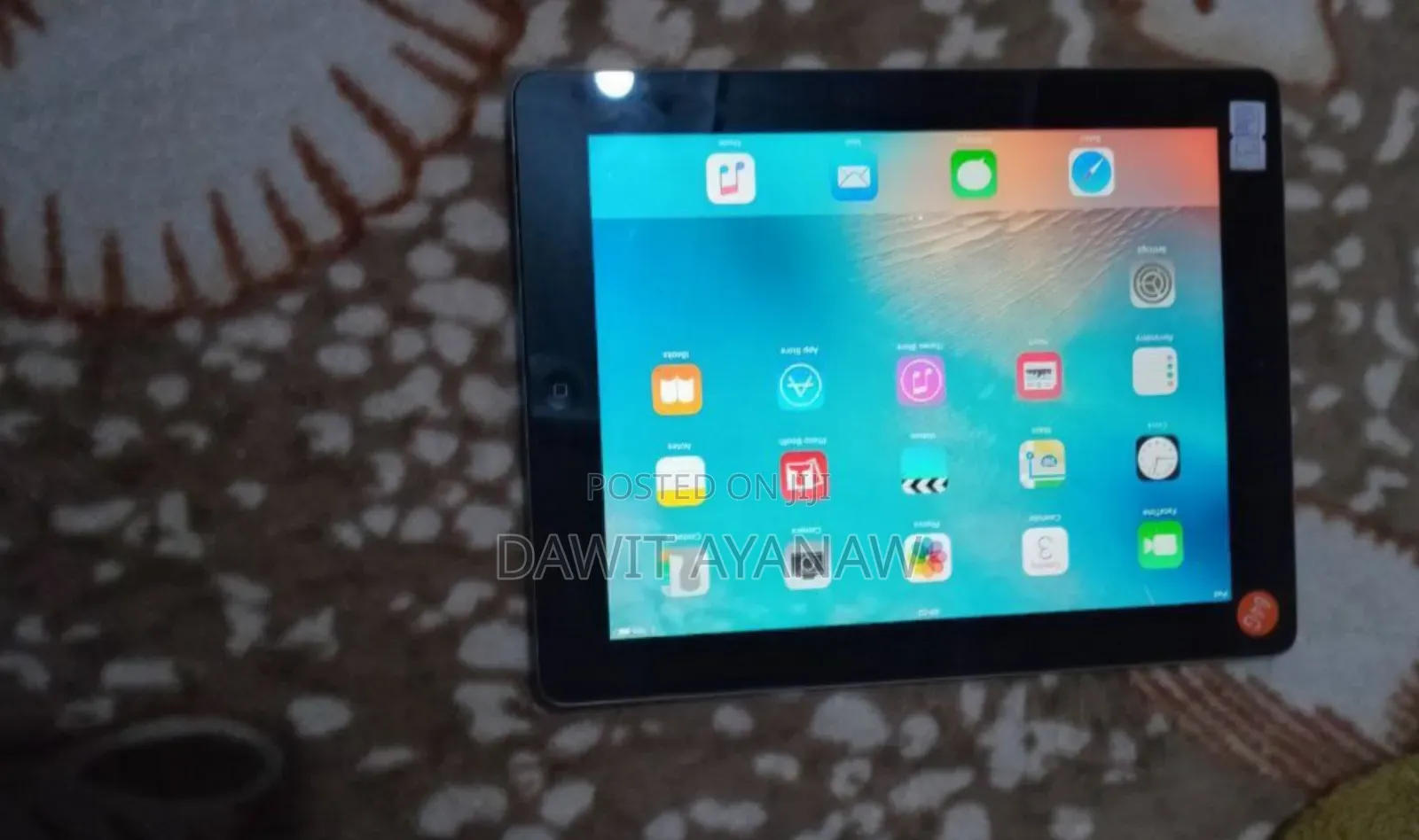 New Apple iPad 10.2 (2020) Wi-Fi 64 GB Silver