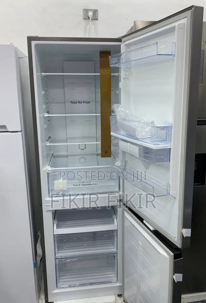 POPULAR Refrigerator With Bottom Freezer and Water Dispenser