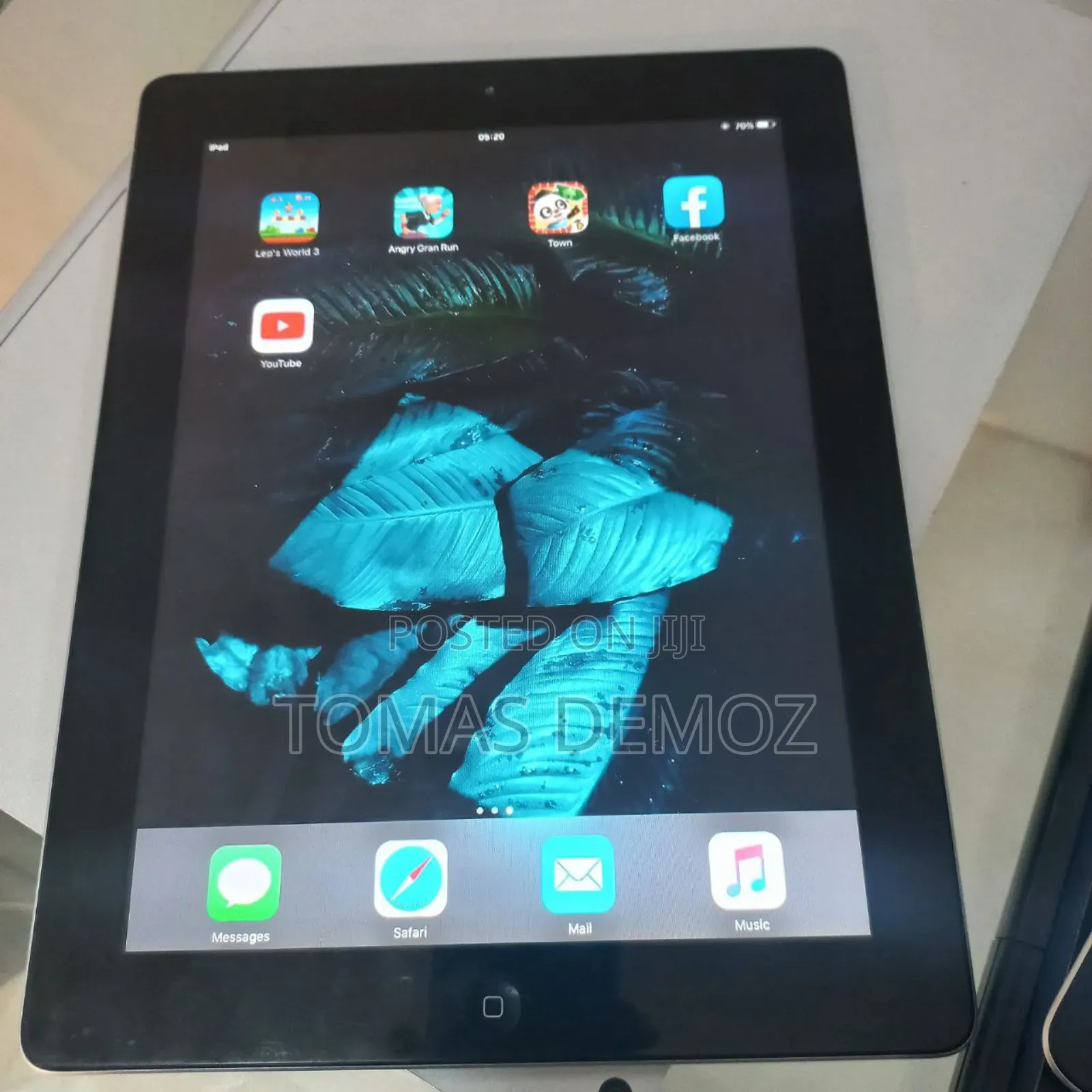 New Apple iPad 3 Wi-Fi 64 GB Silver