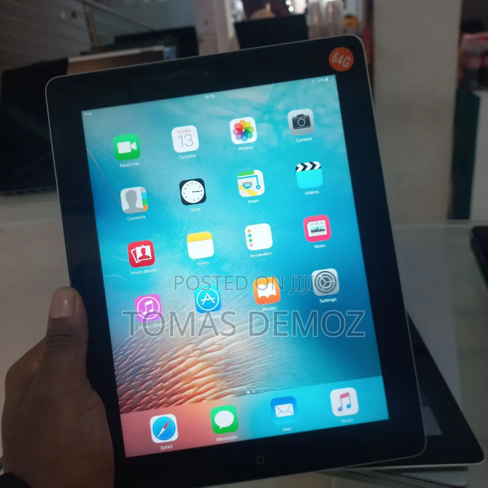 New Apple iPad 3 Wi-Fi 64 GB Silver