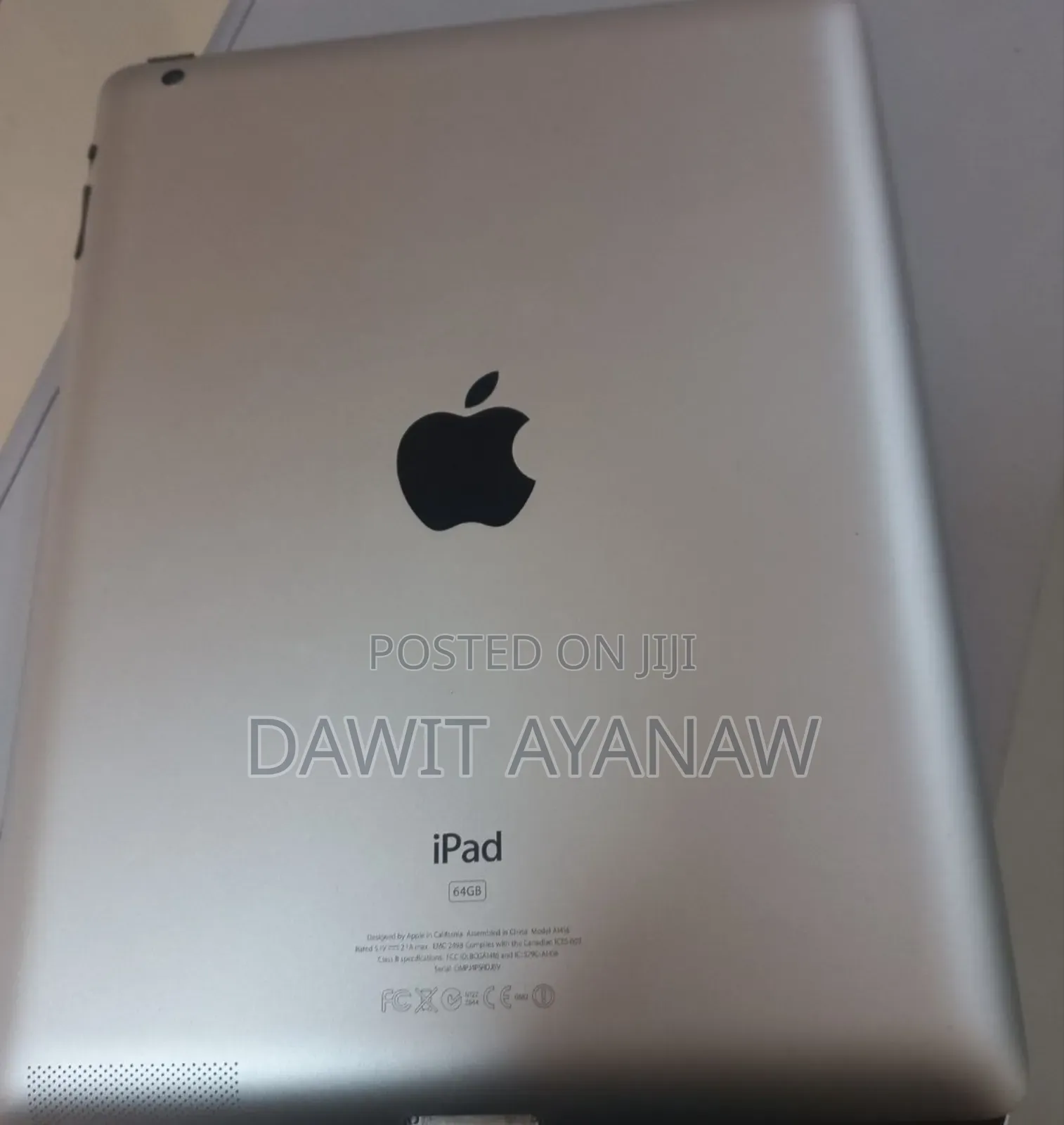 New Apple iPad 3 Wi-Fi 64 GB Silver