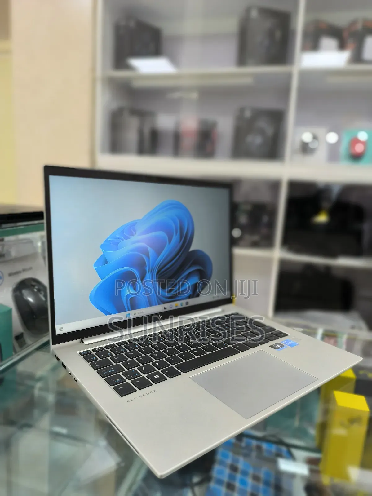 New Laptop HP 240 G9 16GB Intel Core I5 SSD 512GB