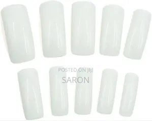 Bella Artificial Nail Tips