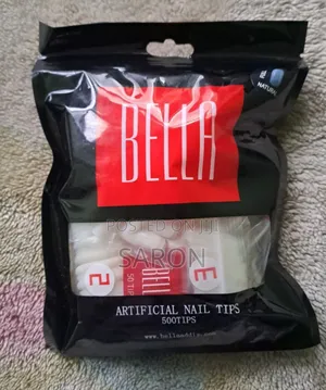 Bella Artificial Nail Tips