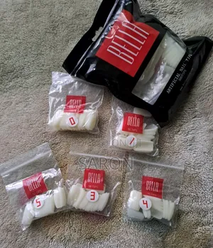 Bella Artificial Nail Tips