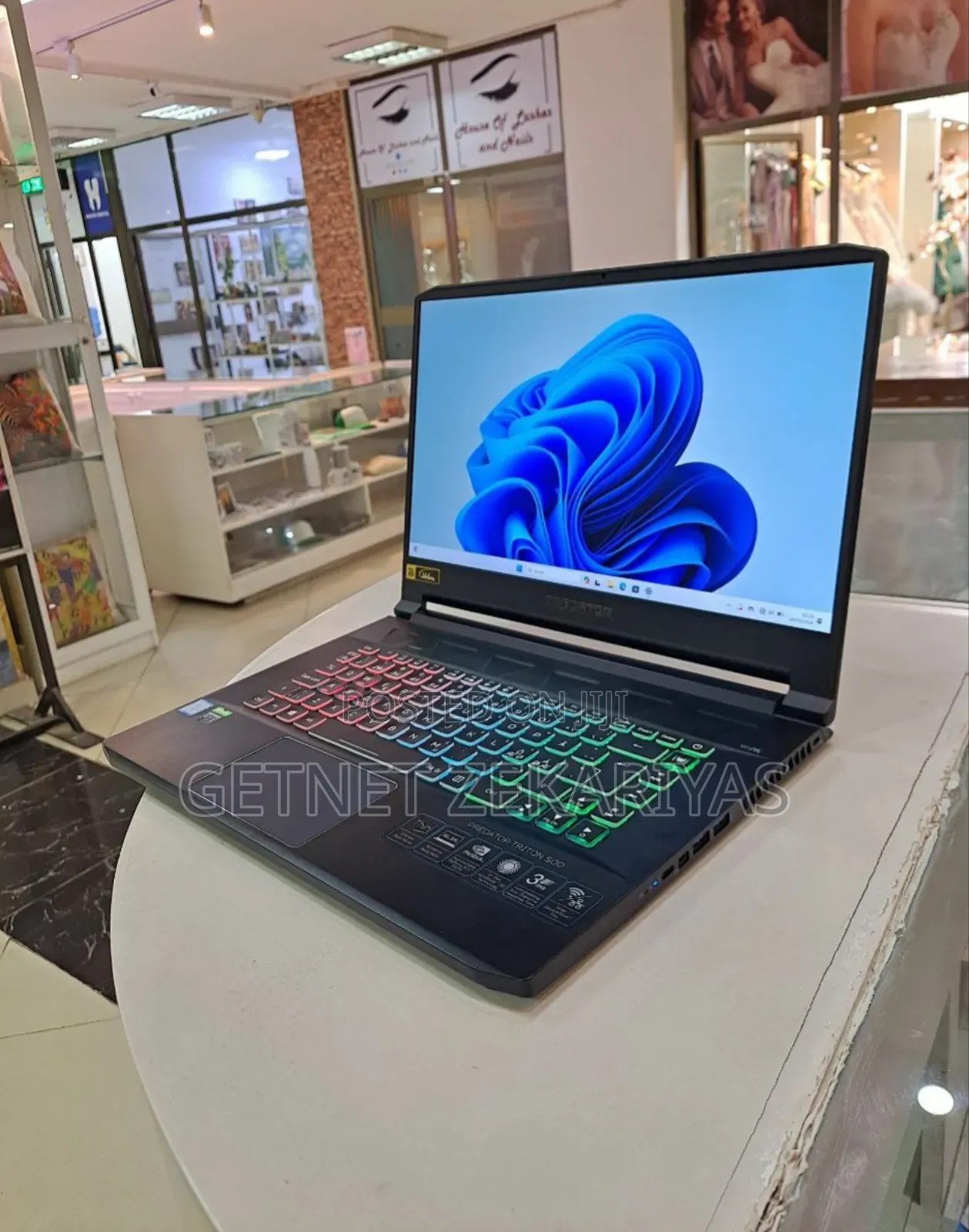 New Laptop Acer Predator Helios 300 16GB Intel Core I7 SSD 1T