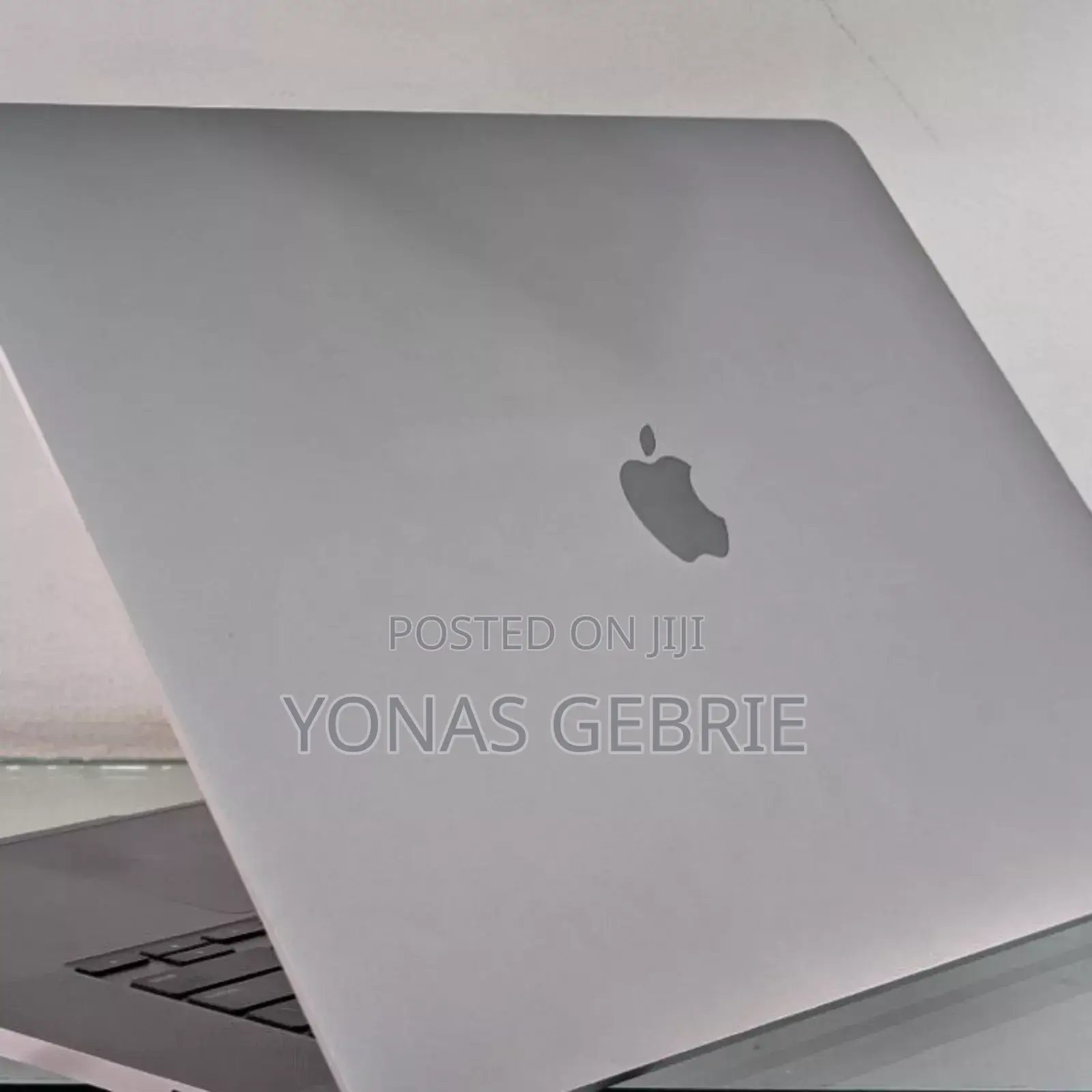 New Laptop Apple MacBook Pro 2019 32GB Intel Core i9 SSD 1T