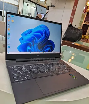 New Laptop HP Victus 15 16GB Intel Core I7 SSD 1T