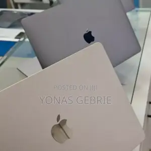 New Laptop Apple MacBook Pro 16GB Intel Core I7 SSD 512GB