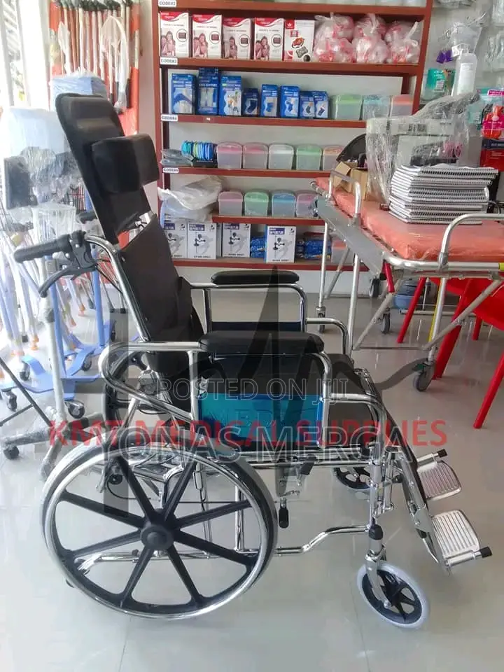 Wheelchair Removable Bowl for Easy Cleaning and Lid/Hygiene