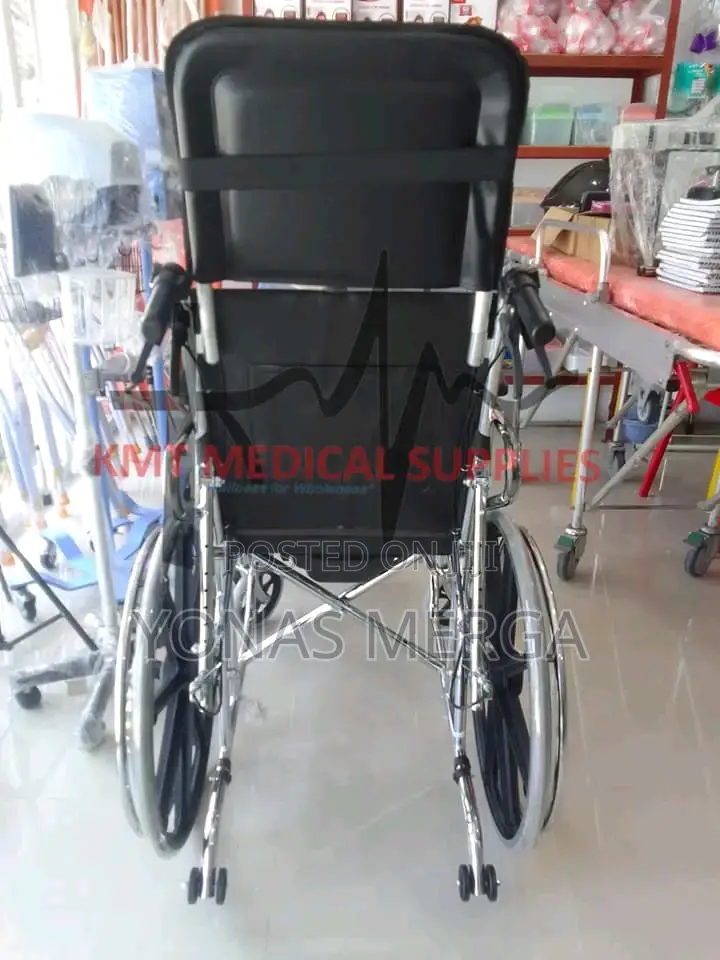 Wheelchair Removable Bowl for Easy Cleaning and Lid/Hygiene