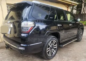 Toyota 4-Runner 2019 Black