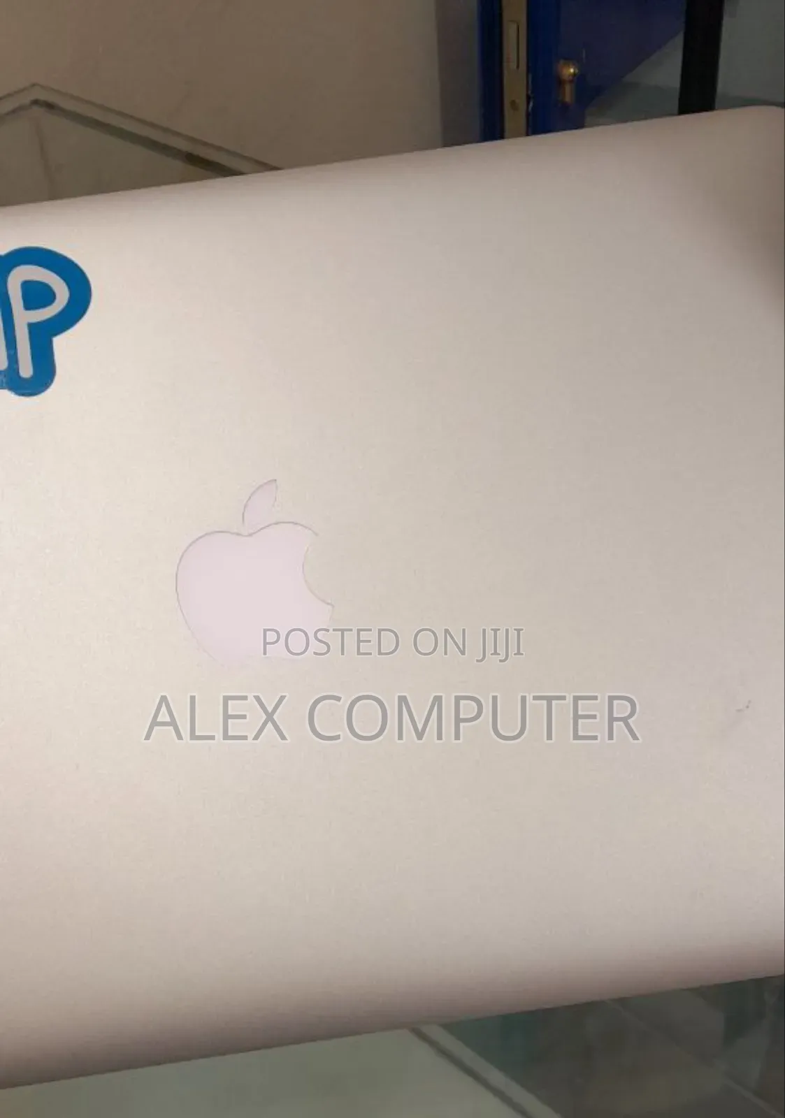 New Laptop Apple MacBook Air 2015 8GB Intel Core I5 SSD 128GB