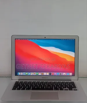Photo - New Laptop Apple MacBook Air 8GB Intel Core I7 SSD 512GB