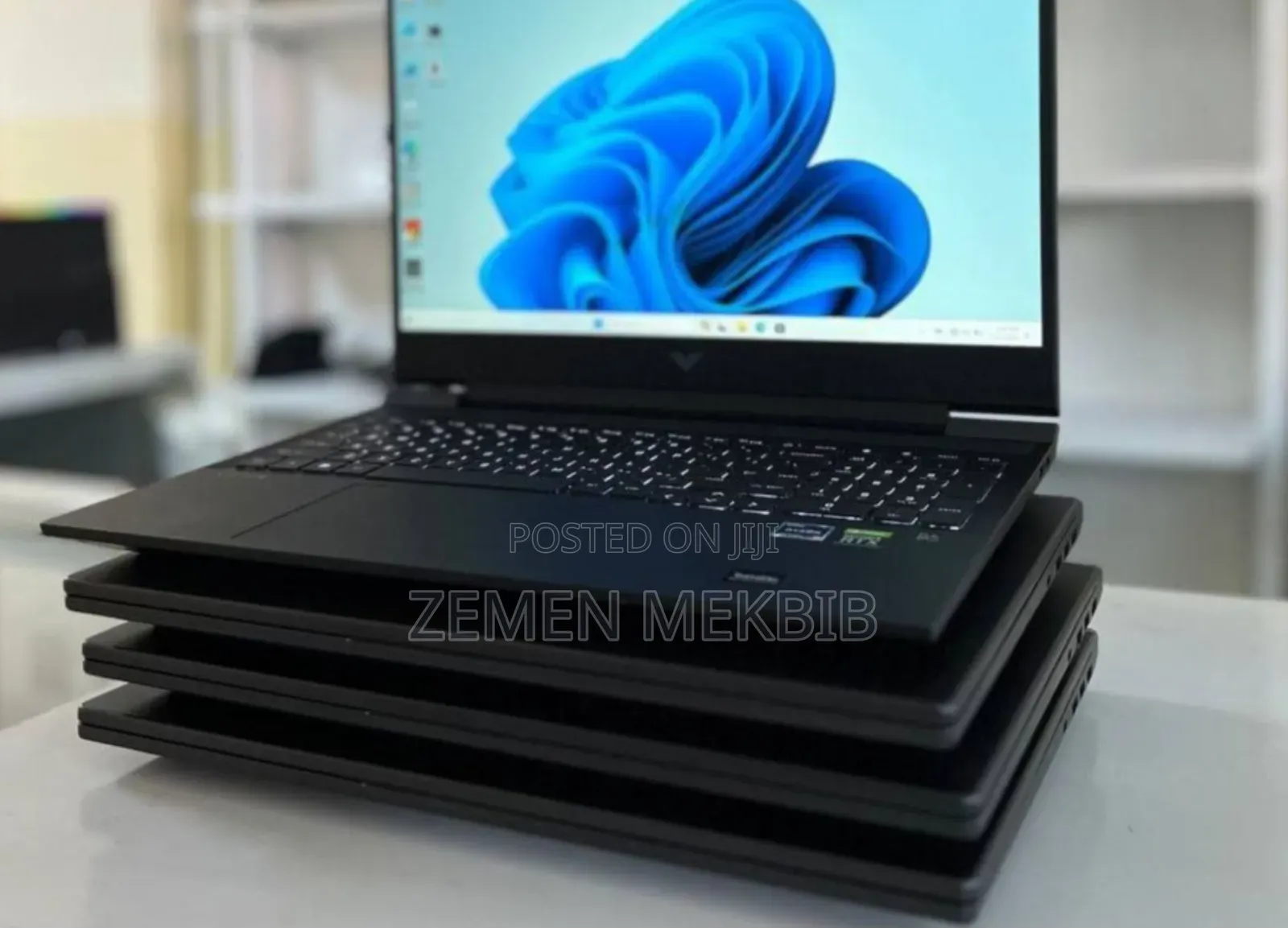 New Laptop HP 16GB AMD Ryzen 5 SSD 512GB