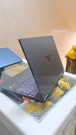 Photo - New Laptop HP Victus 16 8GB AMD Ryzen 5 SSD 512GB