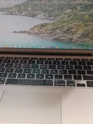 New Laptop Apple MacBook Air 2015 8GB Intel Core I5 SSD 128GB