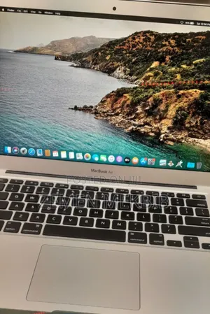 New Laptop Apple MacBook Air 2015 8GB Intel Core I5 SSD 128GB