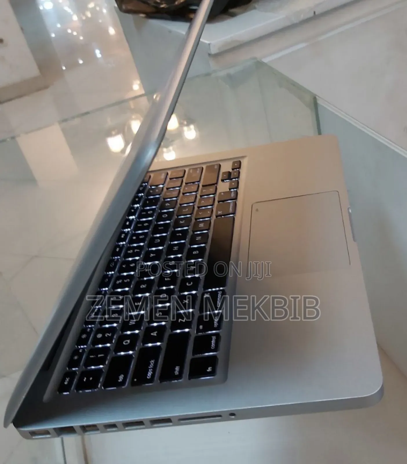 New Laptop Apple MacBook Pro 2012 4GB Intel Core I5 SSD 128GB