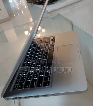 Photo - New Laptop Apple MacBook Pro 2012 4GB Intel Core I5 SSD 128GB