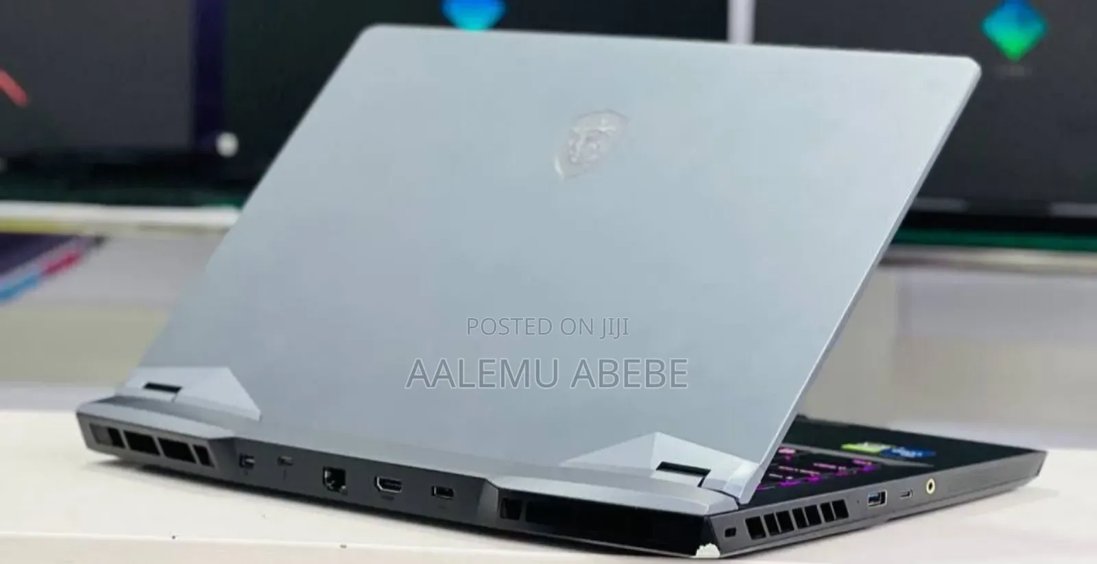 New Laptop MSI Raider GE76 12UGS 16GB Intel Core I7 SSD 512GB