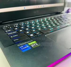 New Laptop MSI Raider GE76 12UGS 16GB Intel Core I7 SSD 512GB