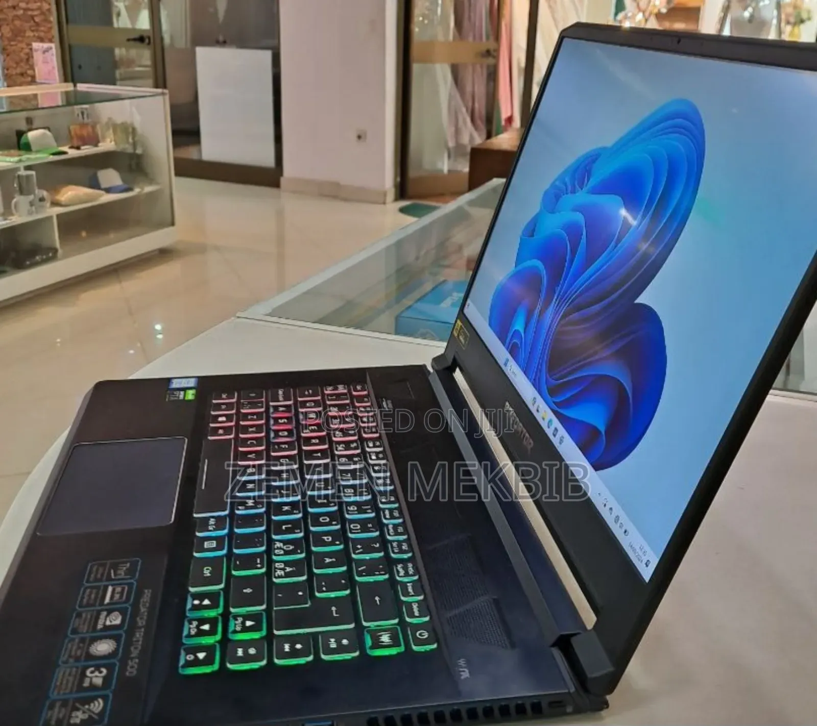 New Laptop Acer Predator Helios 300 16GB Intel Core I7 SSD 1T