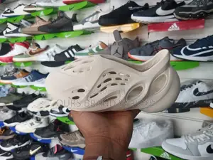 Adidas Yezzy Foam Runner High Quality Luxury Sneakers Shoe