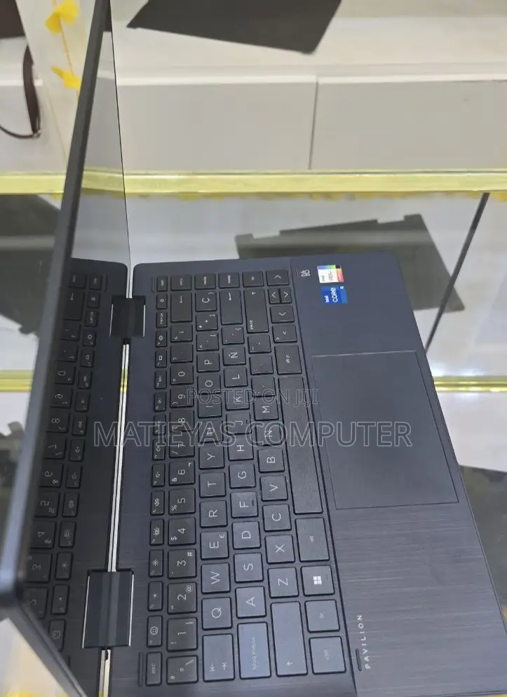 New Laptop HP Pavilion X360 16GB Intel Core I5 SSD 512GB