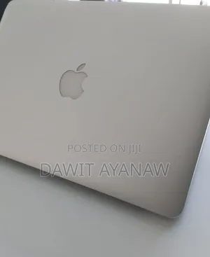 New Laptop Apple MacBook Air 2014 4GB Intel Core I5 SSD 128GB