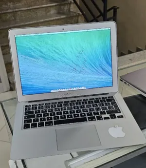 New Laptop Apple MacBook 2014 4GB Intel Core I5 SSD 128GB