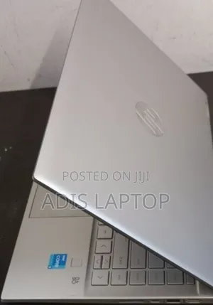 New Laptop HP Pavilion X360 8GB Intel Core I3 SSD 512GB