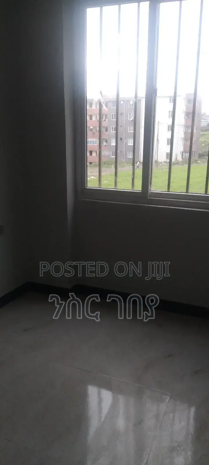 Furnished 2bdrm Condo in Kibr Demena Site, Yeka for rent