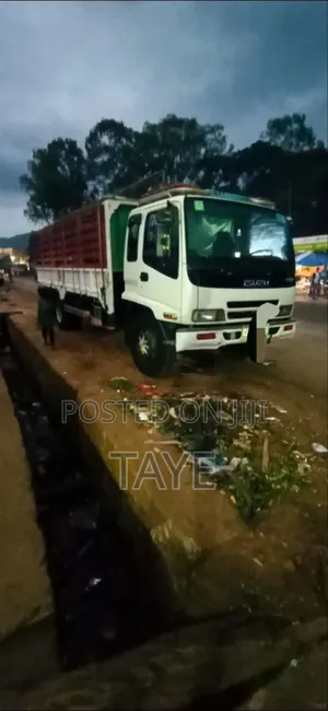 FSR ባጃጅ 2016/10ወር
ታርጋ A39
ጎማ 90%
ሁሉ ነገሩ ፍብሪካ ነው
ዋጋ 5 ሚሊየን