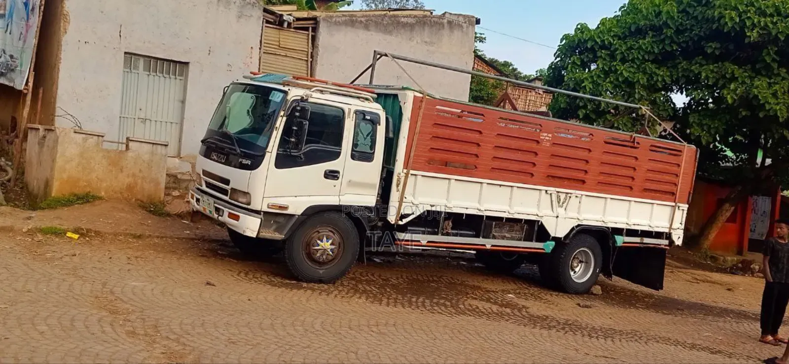 FSR ባጃጅ 2016/10ወር
ታርጋ A39
ጎማ 90%
ሁሉ ነገሩ ፍብሪካ ነው
ዋጋ 5 ሚሊየን