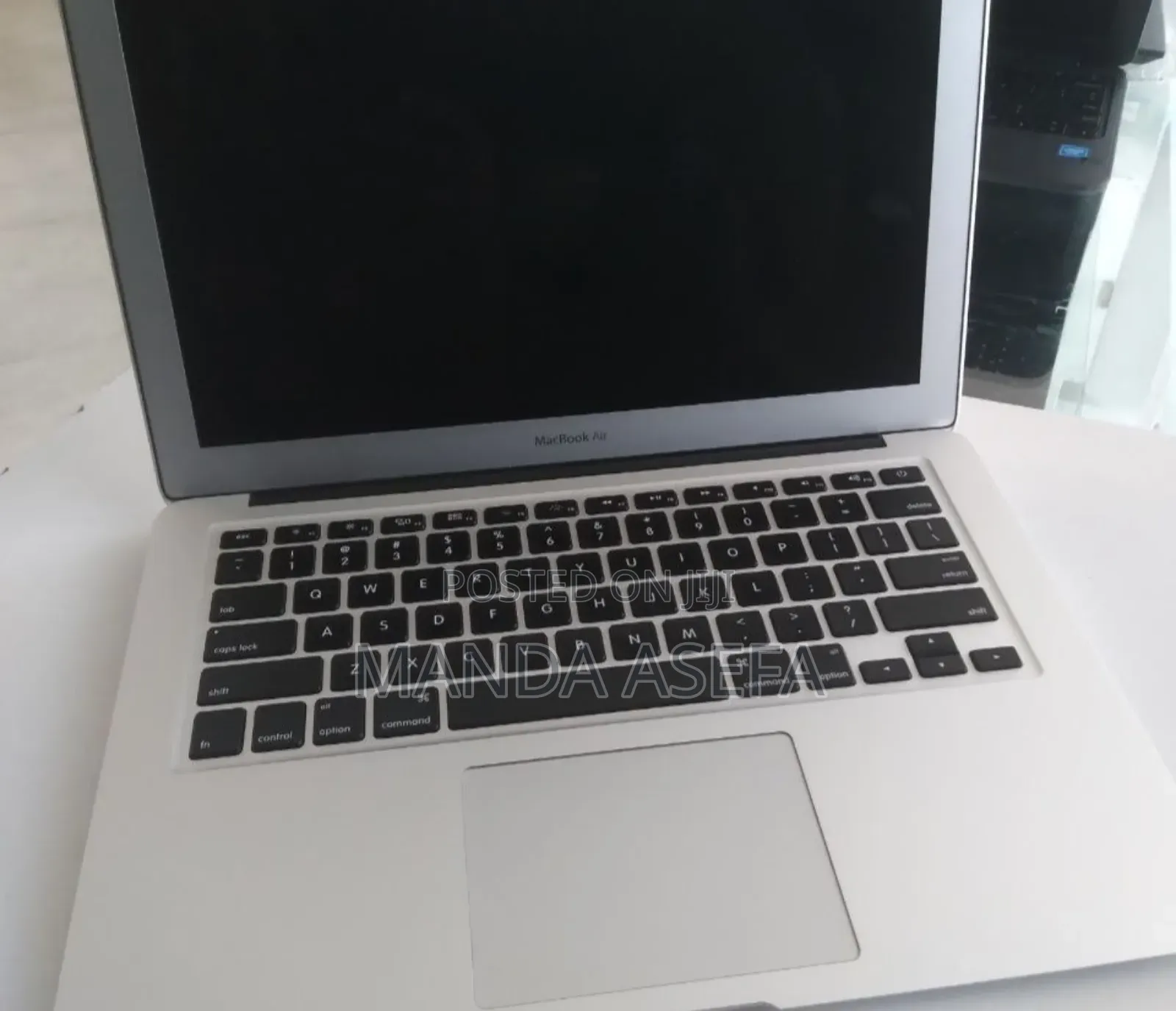 New Laptop Apple MacBook Air 2014 4GB Intel Core I5 SSD 128GB