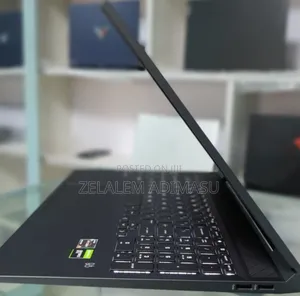 New Laptop HP Victus 16 16GB AMD Ryzen 5 SSD 512GB