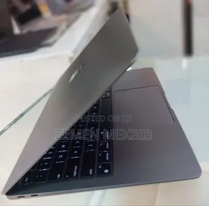 New Laptop Apple MacBook Air 2020 M1 8GB Intel Core I7 SSD 256GB