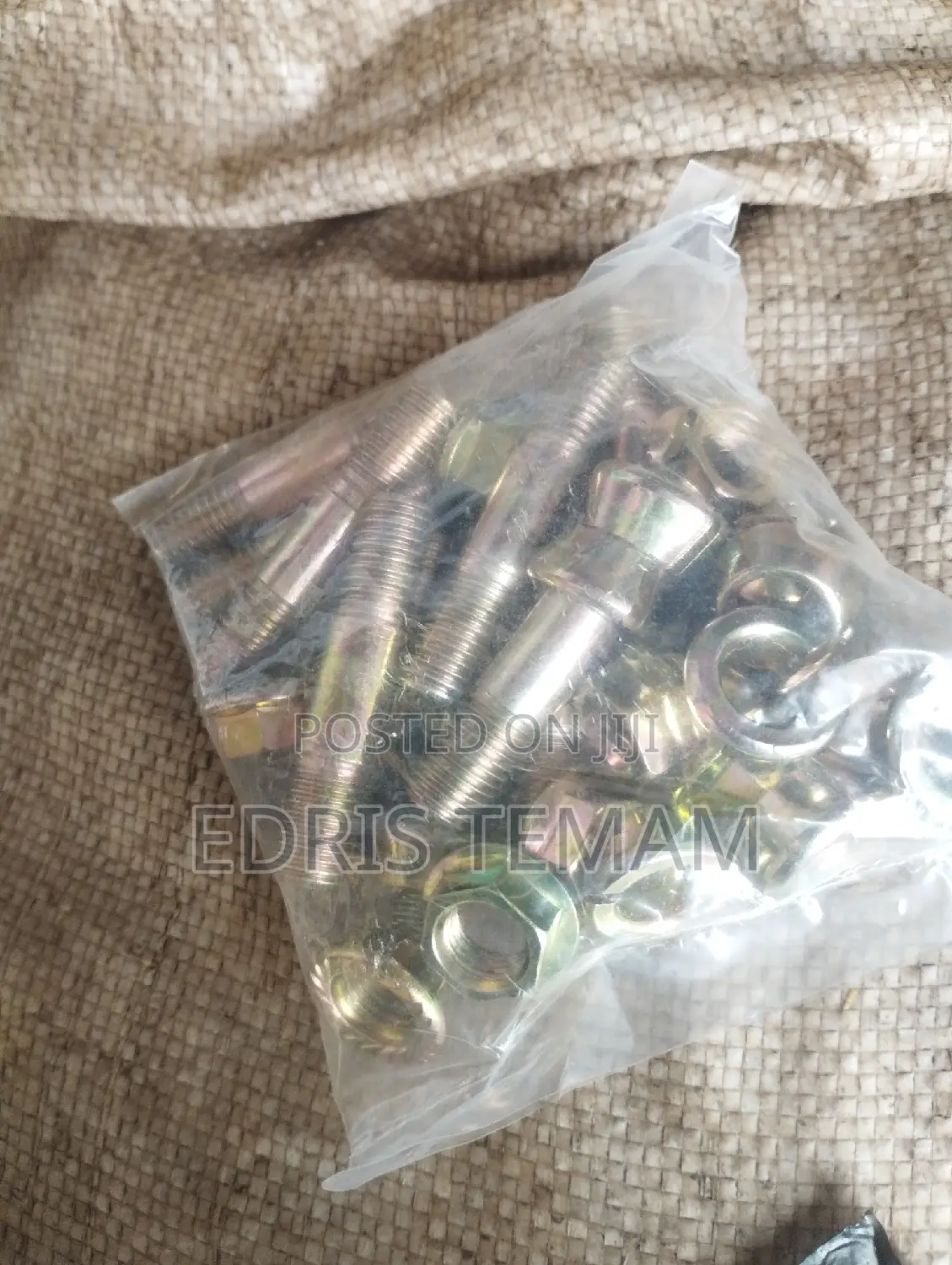 Burginery(Isuzu ቡርጅነሪ)