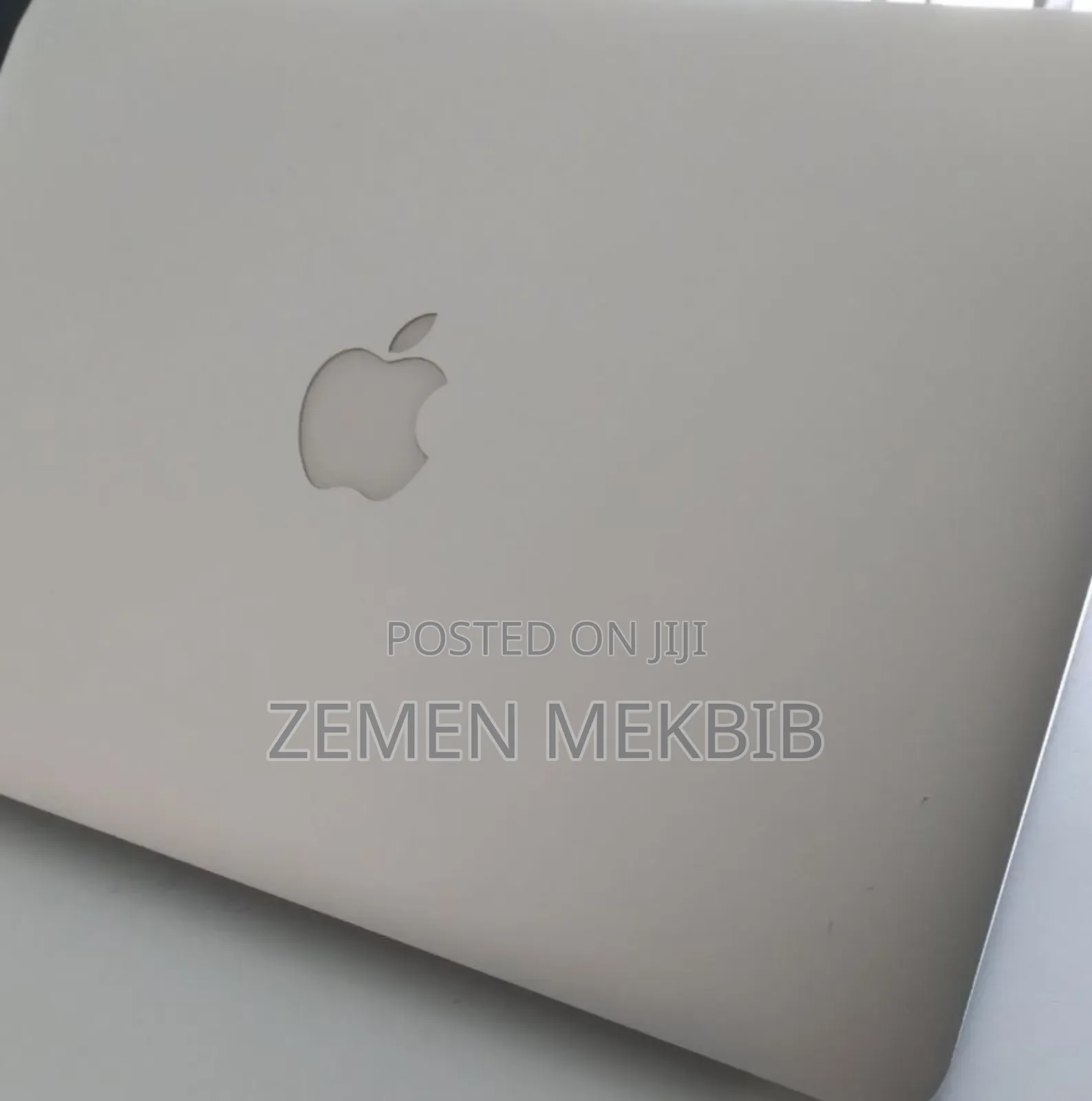New Laptop Apple MacBook Air 2014 4GB Intel Core I5 SSD 128GB