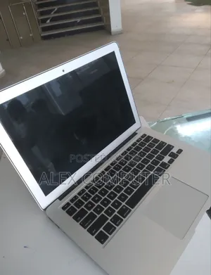 New Laptop Apple MacBook Air 2014 4GB Intel Core I5 SSD 128GB