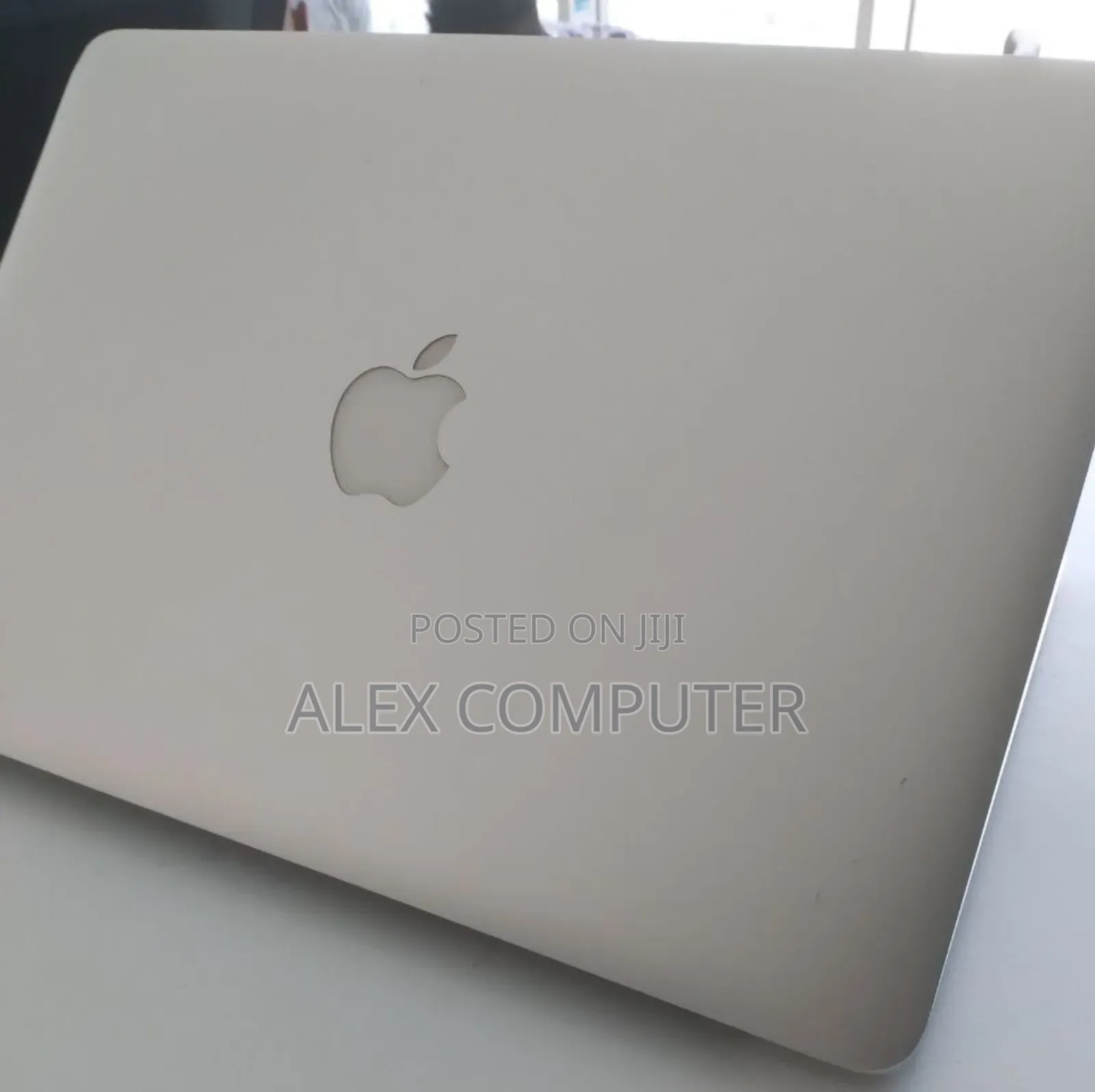 New Laptop Apple MacBook Air 2014 4GB Intel Core I5 SSD 128GB